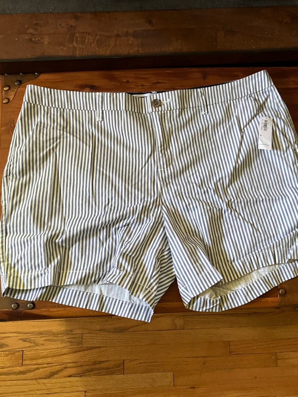 Old Navy Everyday Shorts Blue and White Striped